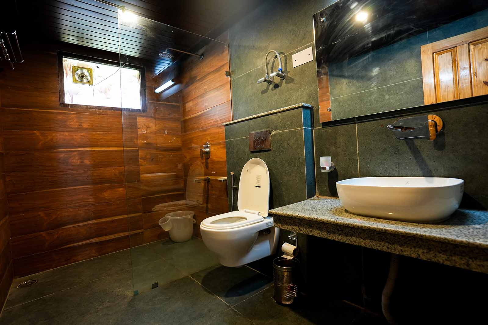Room1