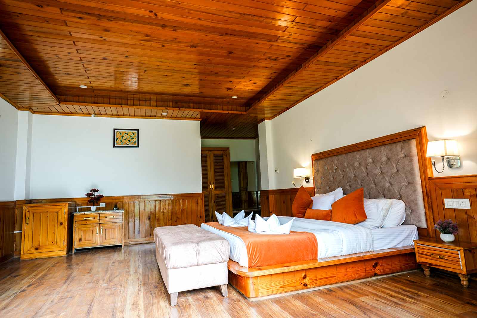 Room9